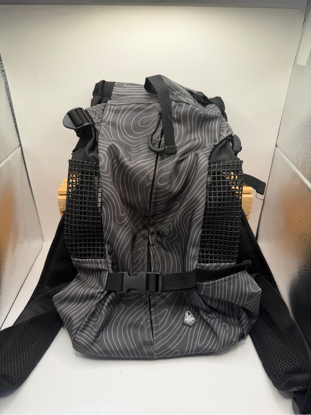 Arcadia Trail Gray Topographic Hiking Backpack Size Small